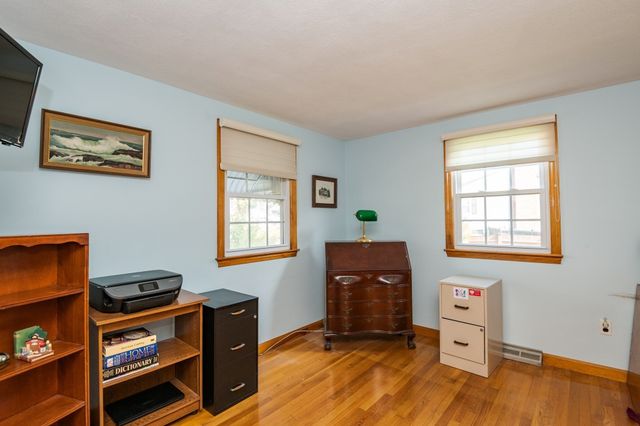 19 Sabino Farm Rd, Peabody, MA 01960
