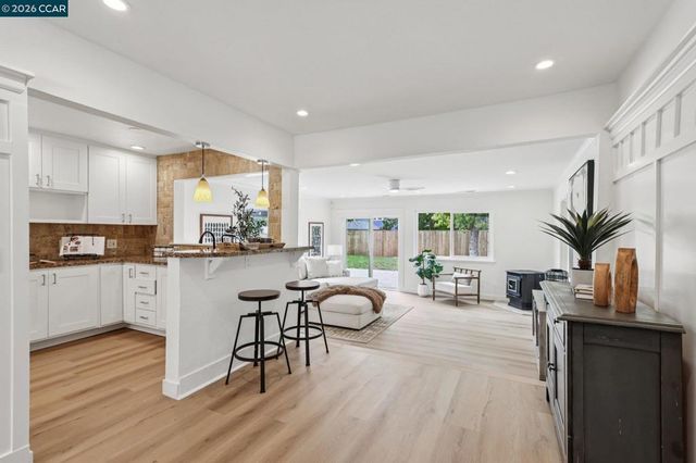 129 Valle Vista Dr, Danville, CA 94526