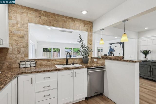 129 Valle Vista Dr, Danville, CA 94526