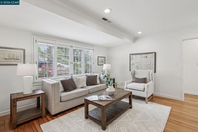 129 Valle Vista Dr, Danville, CA 94526