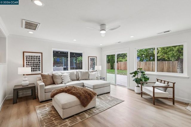 129 Valle Vista Dr, Danville, CA 94526