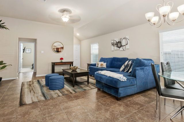 7006 Whitlow Wonder Lane, Houston, TX 77086