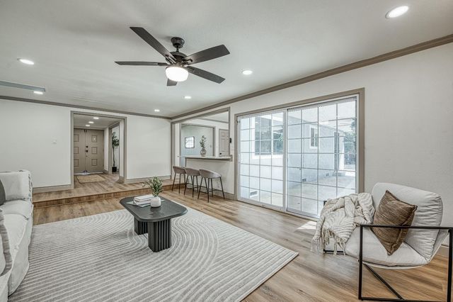 6474 N 5th Street, Fresno, CA 93710