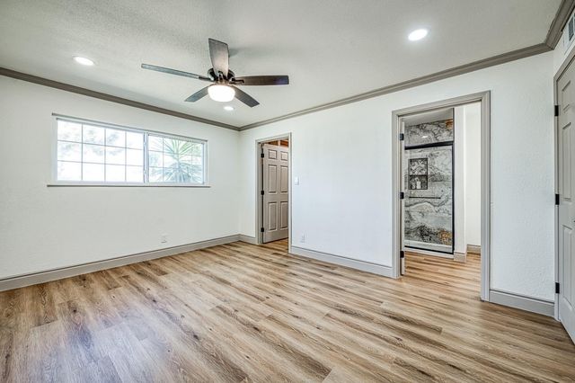 6474 N 5th Street, Fresno, CA 93710
