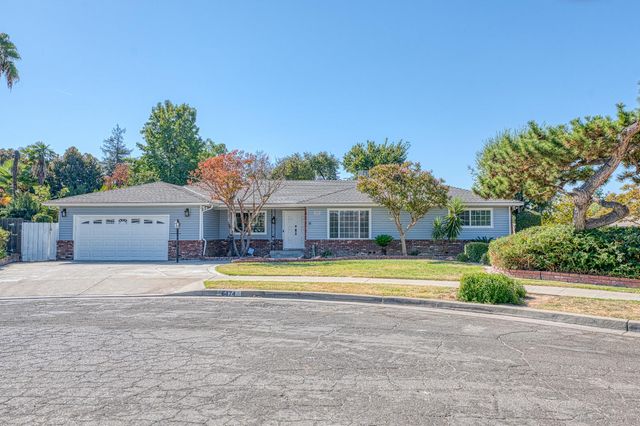 6474 N 5th Street, Fresno, CA 93710