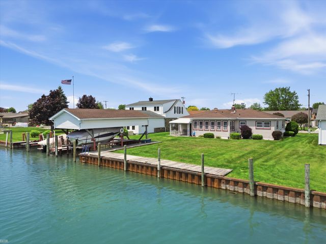 7589 Colony Drive, Clay Twp, MI 48001