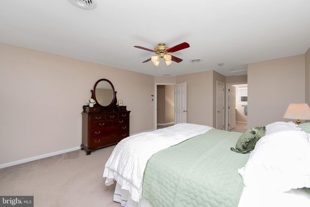 101 HANDLER DR, Burlington Township, NJ 08016