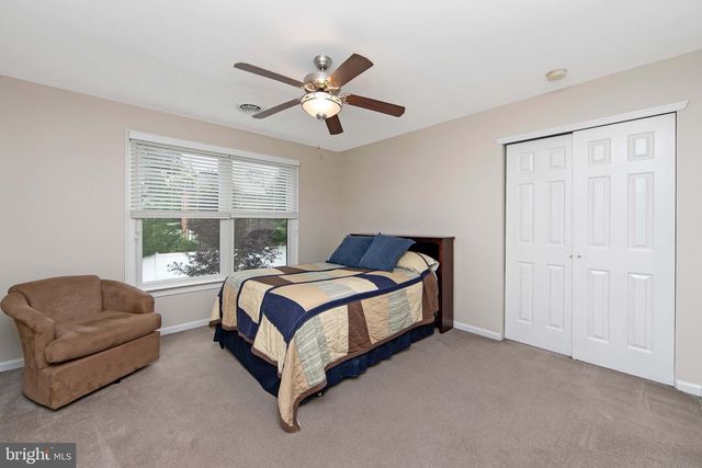101 HANDLER DR, Burlington Township, NJ 08016
