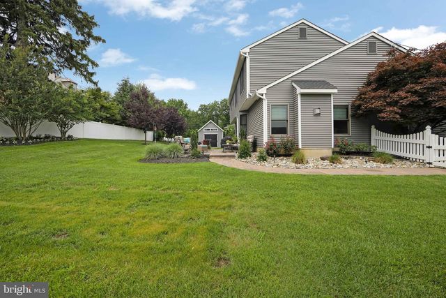 101 HANDLER DR, Burlington Township, NJ 08016