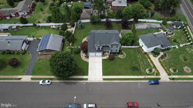 101 HANDLER DR, Burlington Township, NJ 08016