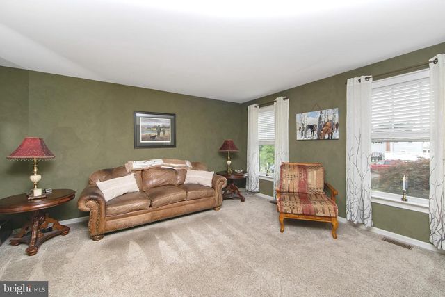 101 HANDLER DR, Burlington Township, NJ 08016