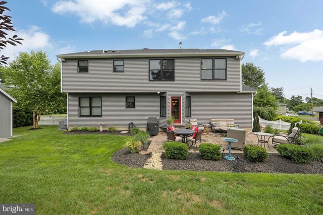 101 HANDLER DR, Burlington Township, NJ 08016