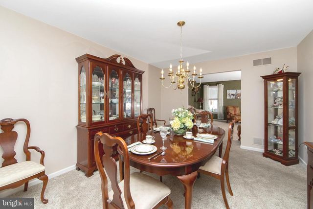 101 HANDLER DR, Burlington Township, NJ 08016