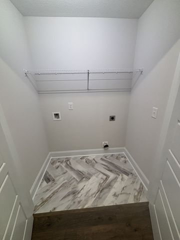 176 Leitrim Dr, Clarksville, TN 37042