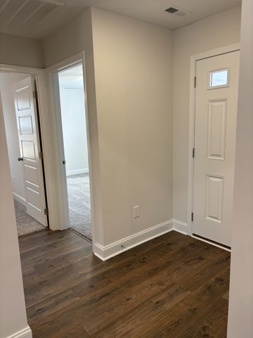 176 Leitrim Dr, Clarksville, TN 37042