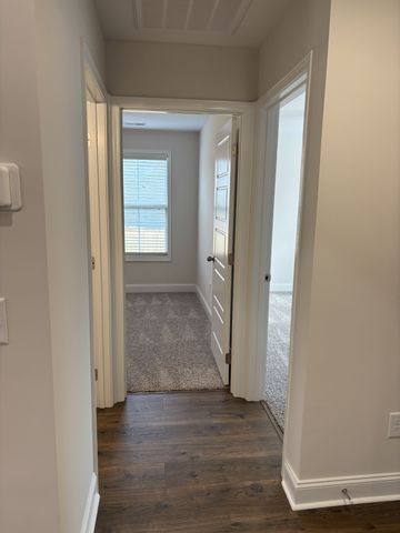 176 Leitrim Dr, Clarksville, TN 37042