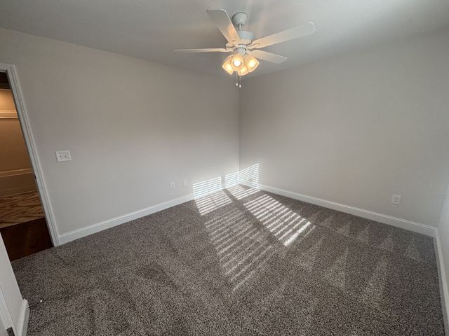 176 Leitrim Dr, Clarksville, TN 37042