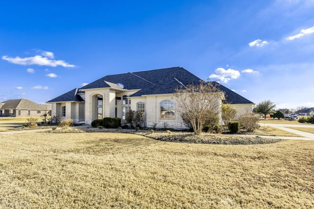 153 Whispering Winds Drive, Gunter, TX 75058