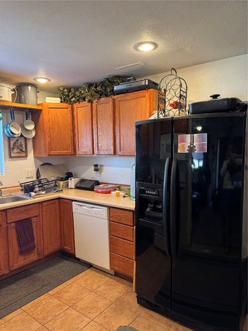 3704 Richmond Road NE, Cedar Rapids, IA 52402