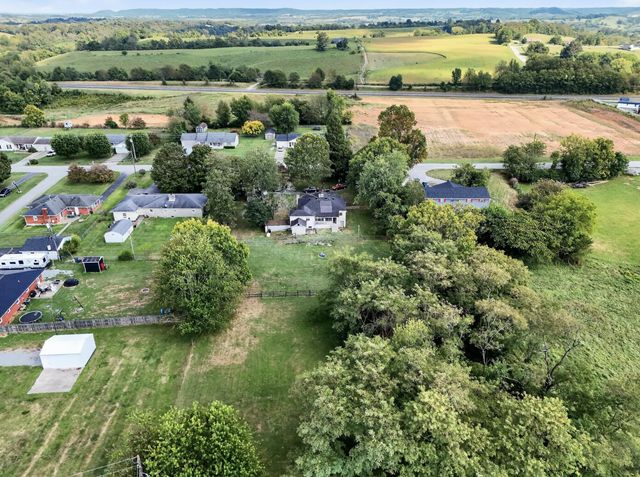 6575 KY-2141, Hustonville, KY 40437