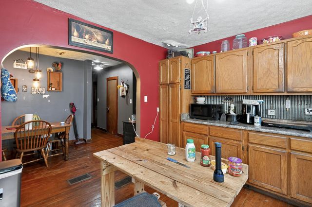 6575 KY-2141, Hustonville, KY 40437