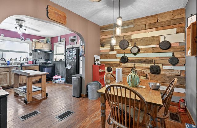 6575 KY-2141, Hustonville, KY 40437