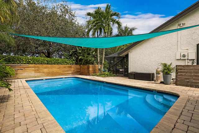941 BAYBERRY POINT Drive, Plantation, FL 33324