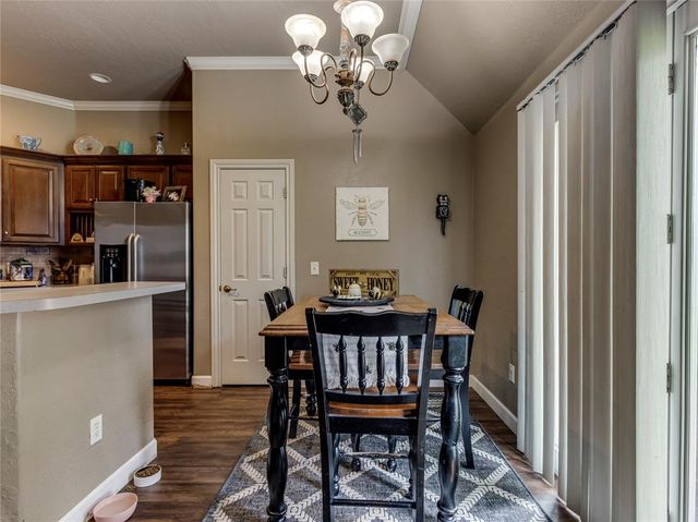 324 E Charlotte Terrace, Mustang, OK 73064