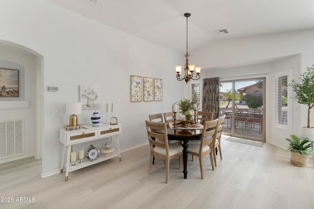 5113 S ALMOND Court, Gilbert, AZ 85298