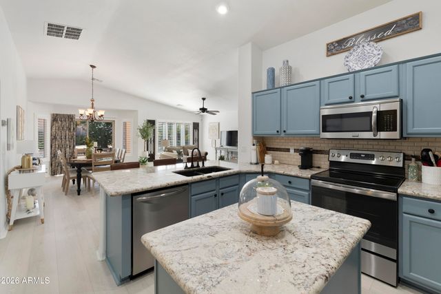 5113 S ALMOND Court, Gilbert, AZ 85298