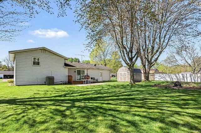 22127 Farmwood Drive, Bristol, IN 46507