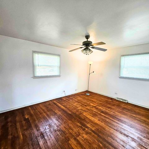 525 N Park Drive, Glenwood, IL 60425