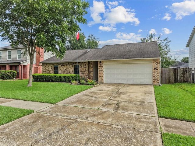 5413 Rock Springs Drive, La Porte, TX 77571