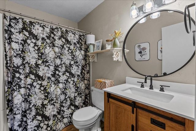 5413 Rock Springs Drive, La Porte, TX 77571
