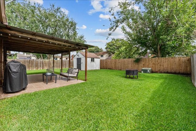 5413 Rock Springs Drive, La Porte, TX 77571