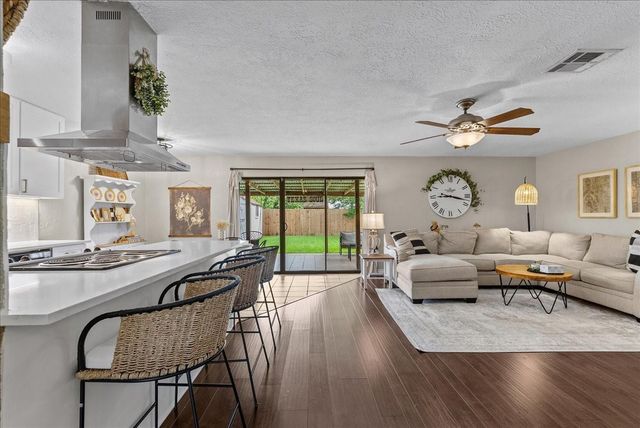 5413 Rock Springs Drive, La Porte, TX 77571
