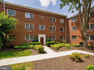 1608 W ABINGDON DR #102, Alexandria, VA 22314