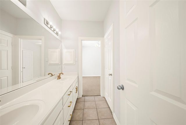 6111 Windwater Pointe, Houston, TX 77036