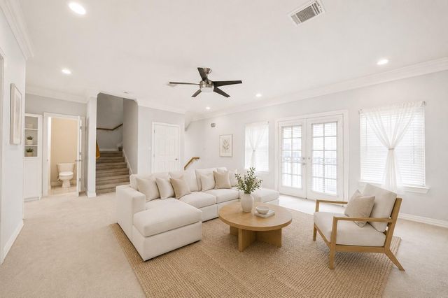 6111 Windwater Pointe, Houston, TX 77036
