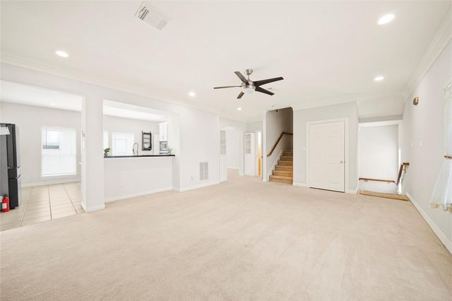 6111 Windwater Pointe, Houston, TX 77036