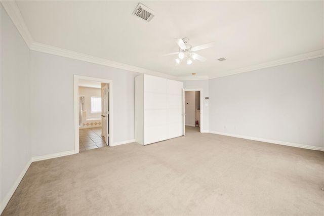 6111 Windwater Pointe, Houston, TX 77036