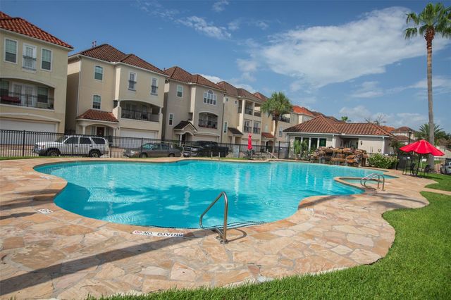 6111 Windwater Pointe, Houston, TX 77036