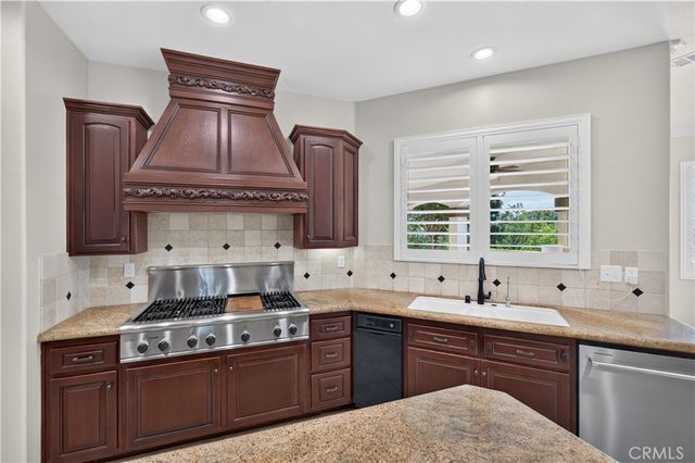21100 Paseo Montana, Murrieta, CA 92562