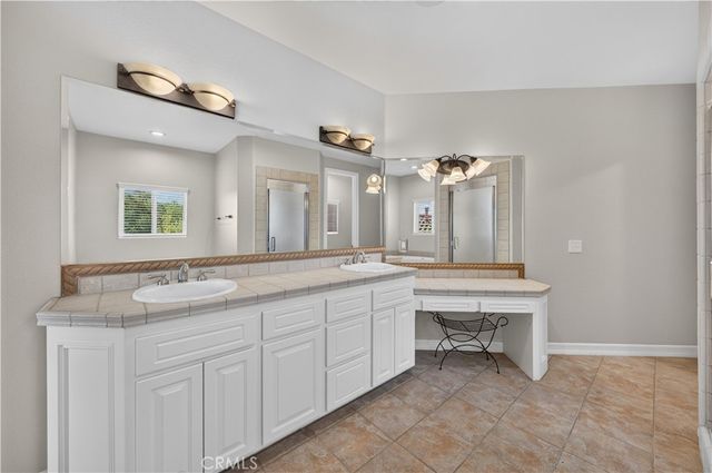 21100 Paseo Montana, Murrieta, CA 92562