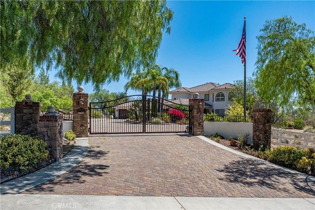 21100 Paseo Montana, Murrieta, CA 92562