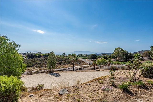 21100 Paseo Montana, Murrieta, CA 92562