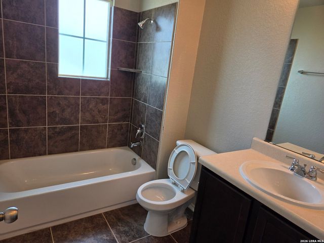 11727 Indian Camp, San Antonio, TX 78245