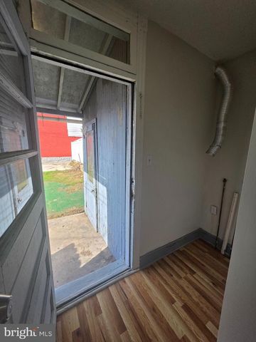 1121 DOUGLASS ST, Reading, PA 19604