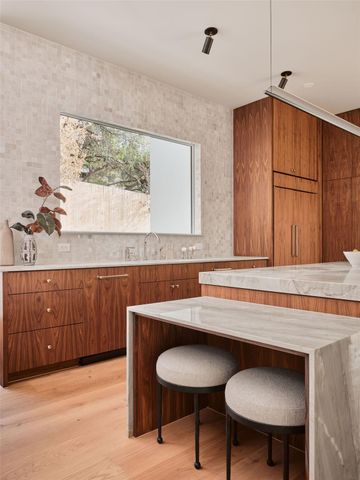 1901 Toro Canyon RD, Austin, TX 78746