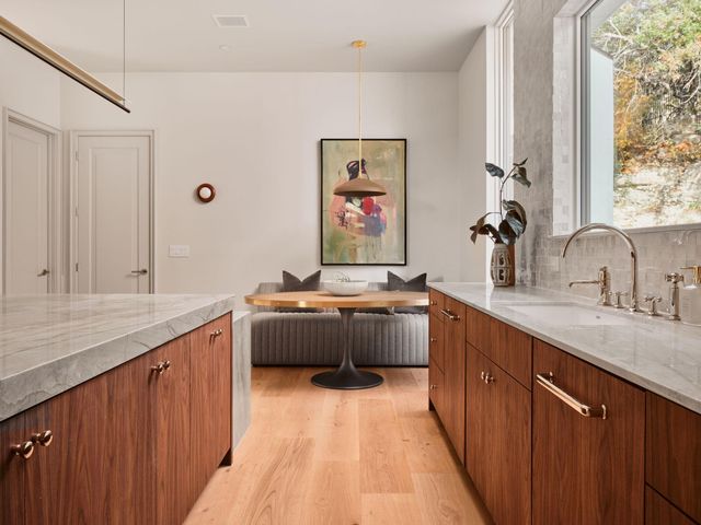 1901 Toro Canyon RD, Austin, TX 78746